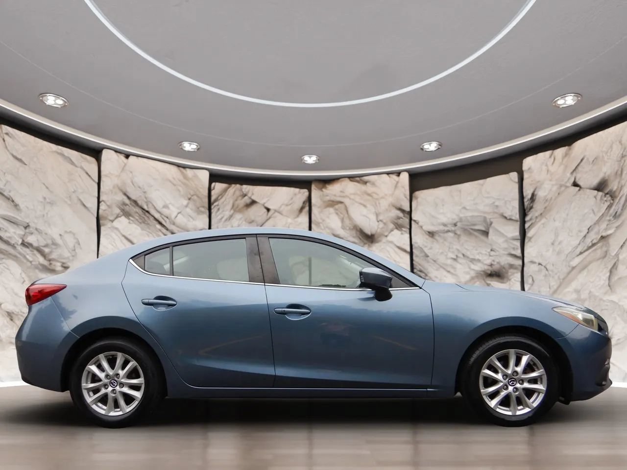 Used 2014 MAZDA MAZDA3 i Touring FWD image 5