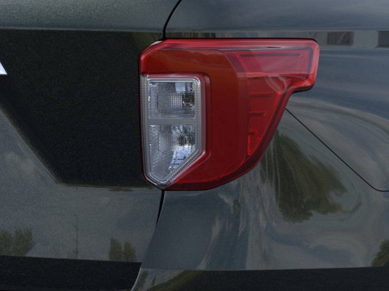 Used 2024 Ford Explorer Limited w/ Limited Technology Package image 22