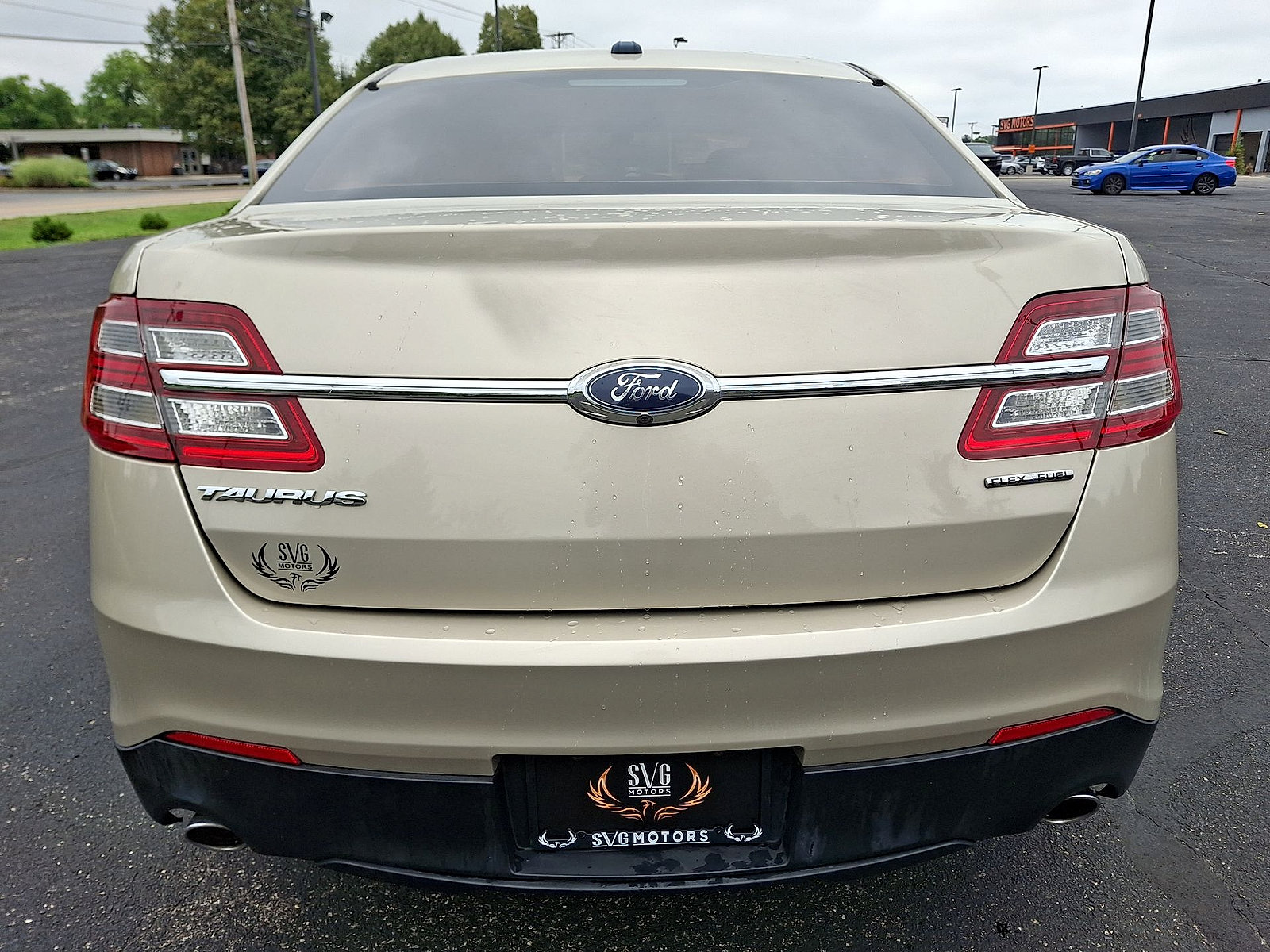 Used 2017 Ford Taurus SE FWD image 22