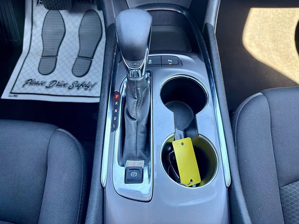 Used 2024 Chevrolet Malibu LT image 20