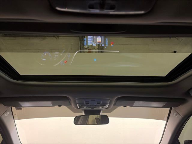 Used 2018 Toyota Corolla SE image 31