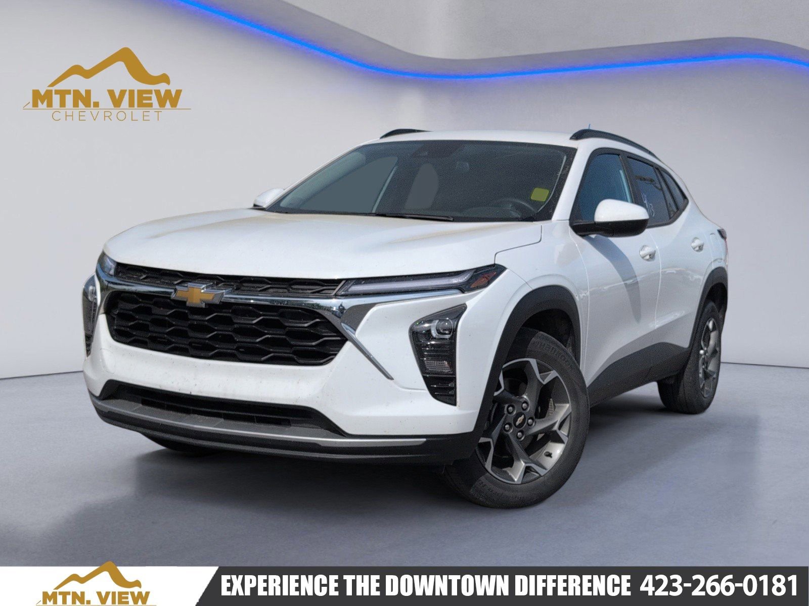 Used 2024 Chevrolet Trax LT w/ Driver Confidence Package image 1