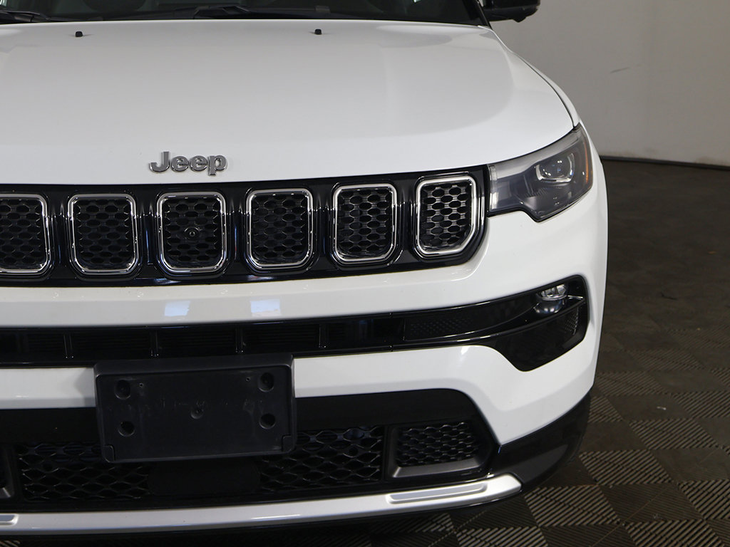 Used 2023 Jeep Compass Limited w/ Elite Group AWD/4WD image 15