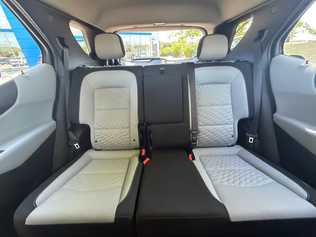 Used 2019 Chevrolet Equinox LS w/ LS Convenience Package AWD/4WD image 28