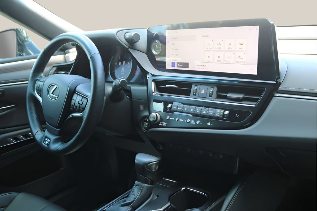 Used 2024 Lexus ES 350 F Sport w/ Accessory Package (Z2) FWD image 19