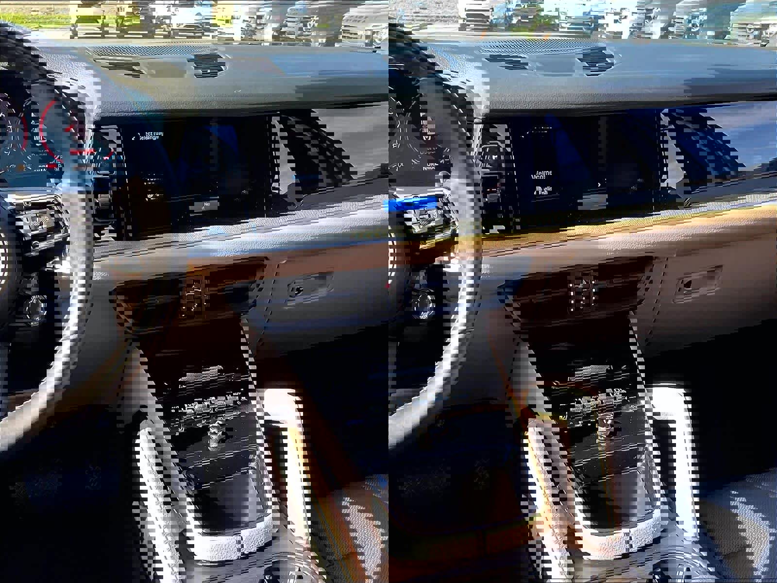 Used 2024 Porsche Cayenne AWD/4WD image 8