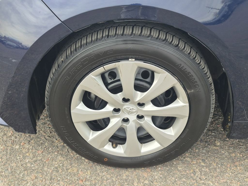 Used 2024 Toyota Corolla LE image 17