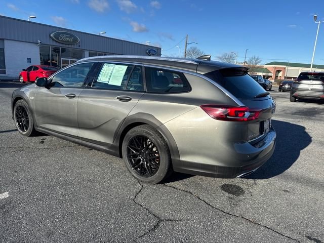 Used 2018 Buick Regal Preferred w/ Driver Confidence Package #1 image 3