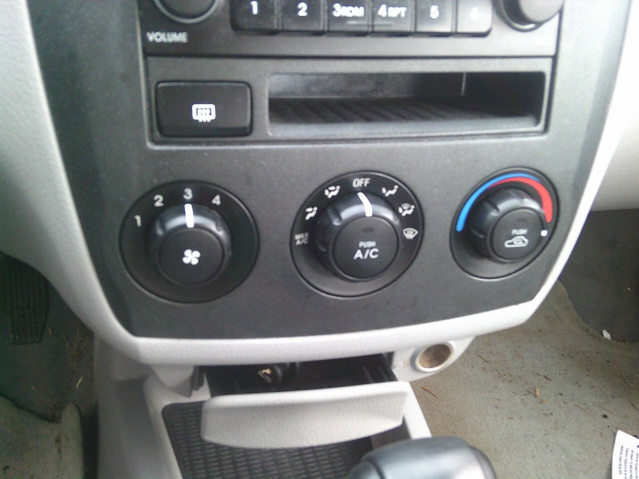 Used 2006 Kia Spectra EX image 8