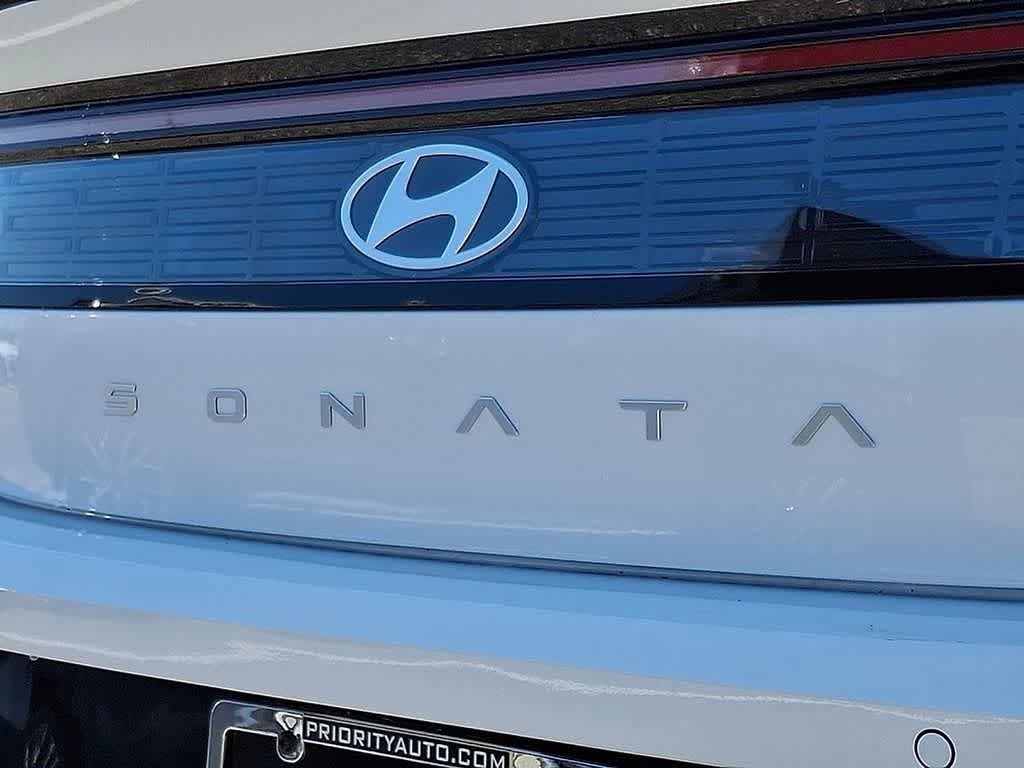 New 2026 Hyundai Sonata Limited FWD image 9