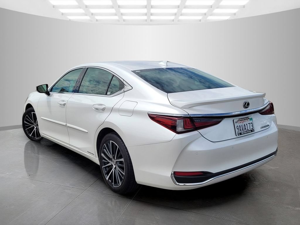 Used 2022 Lexus ES 300h w/ Premium Package FWD image 7