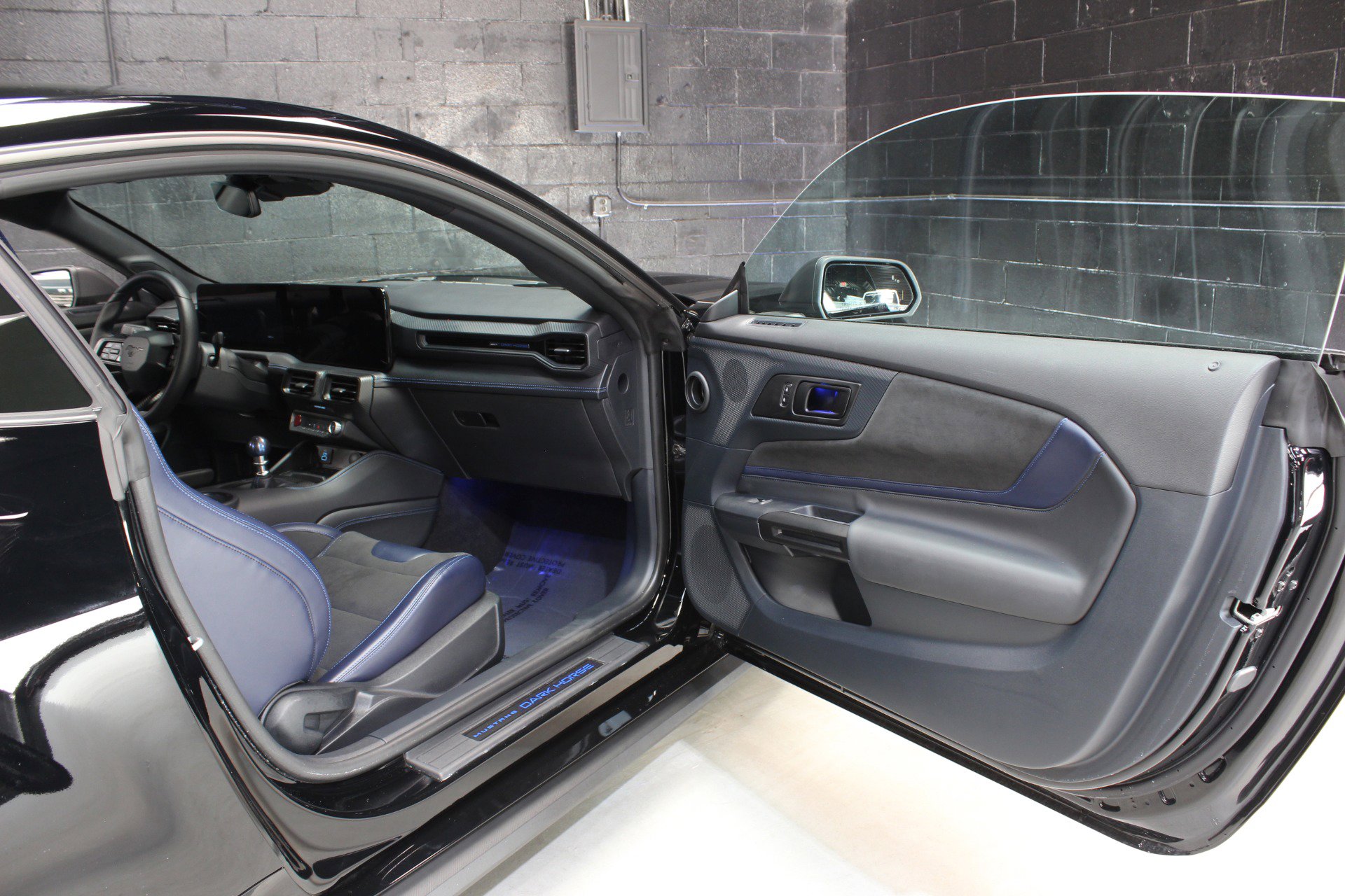 Used 2024 Ford Mustang Dark Horse w/ Dark Horse Handlin Package image 30