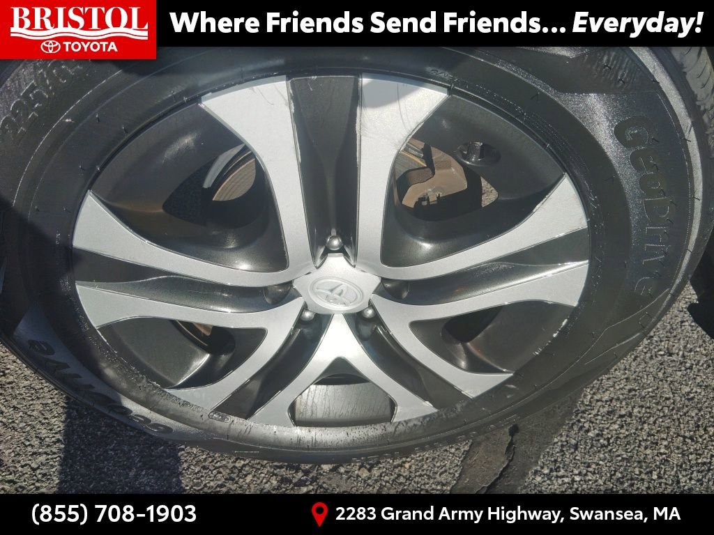 Used 2016 Toyota RAV4 LE image 9