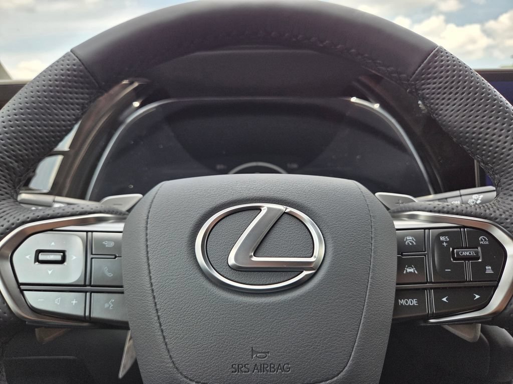 New 2026 Lexus TX 500h AWD w/ Technology Package image 35