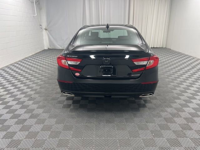 Used 2018 Honda Accord Sport image 5