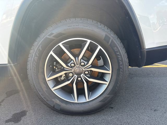 Used 2021 Jeep Grand Cherokee Limited image 17