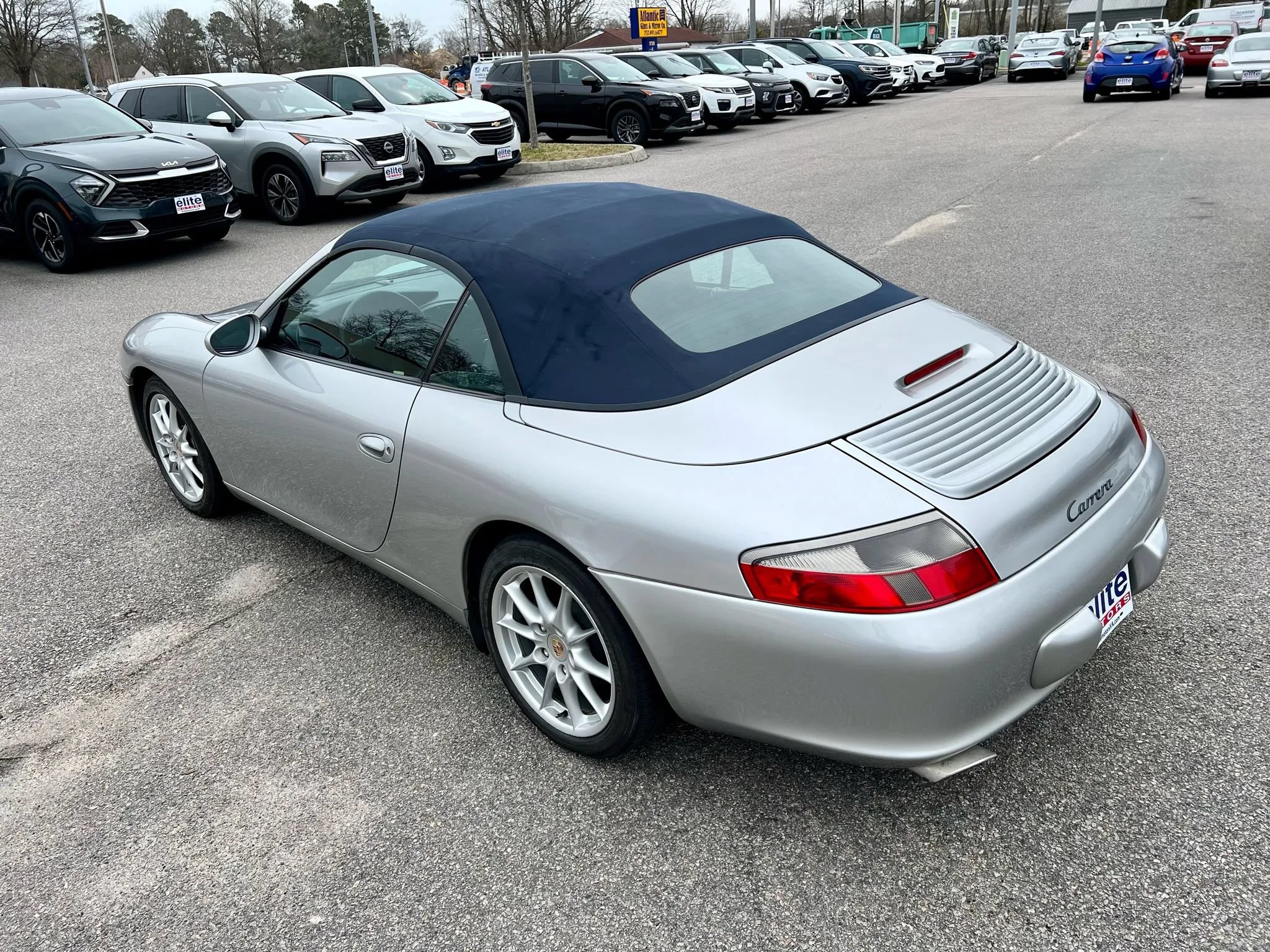 Used 2002 Porsche 911 Carrera RWD image 37