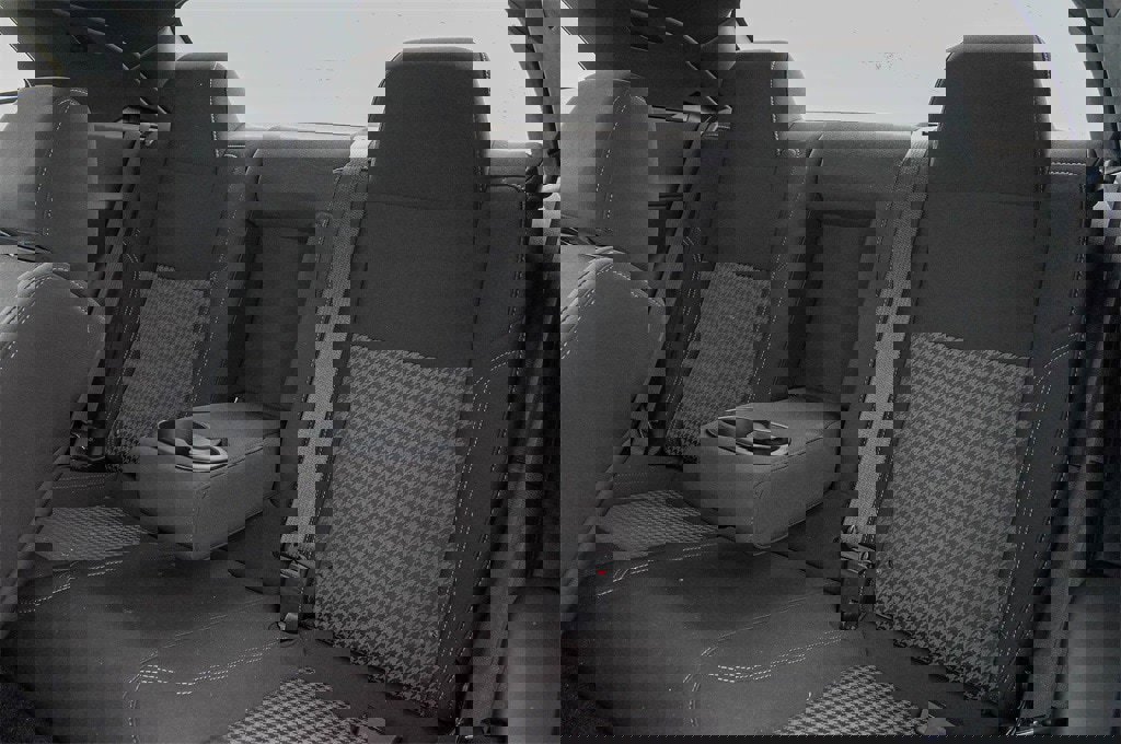 Used 2021 Dodge Challenger SXT w/ Blacktop Package image 25