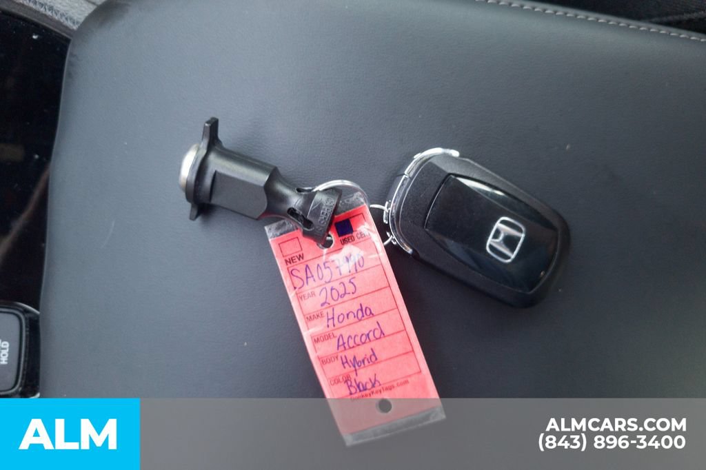 Used 2025 Honda Accord Sport image 35