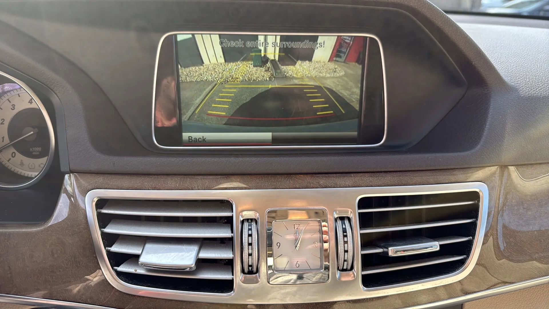 Used 2014 Mercedes-Benz E 350 4MATIC Sedan image 37