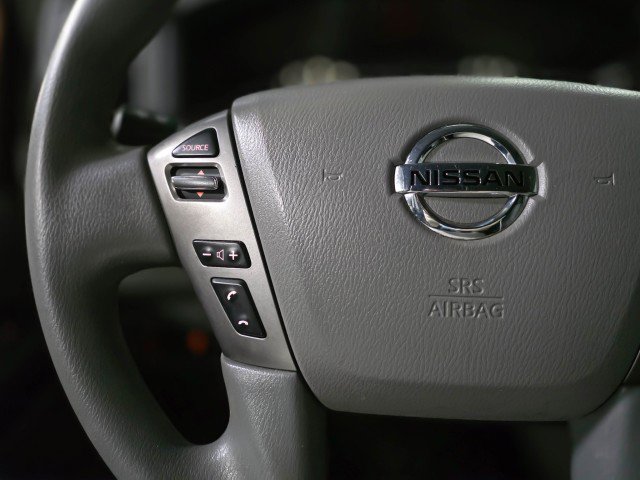 Used 2018 Nissan NV 3500 SV image 17