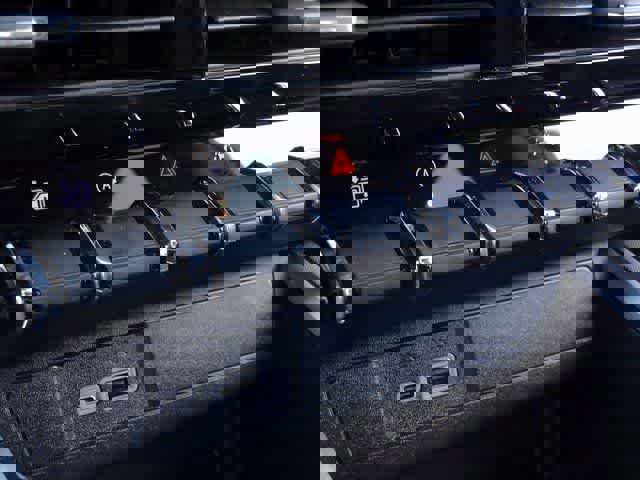 Used 2024 Chevrolet Colorado LT w/ LT Convenience Package image 27