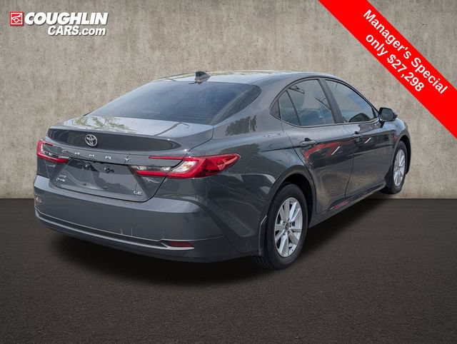 Used 2025 Toyota Camry LE AWD/4WD image 7