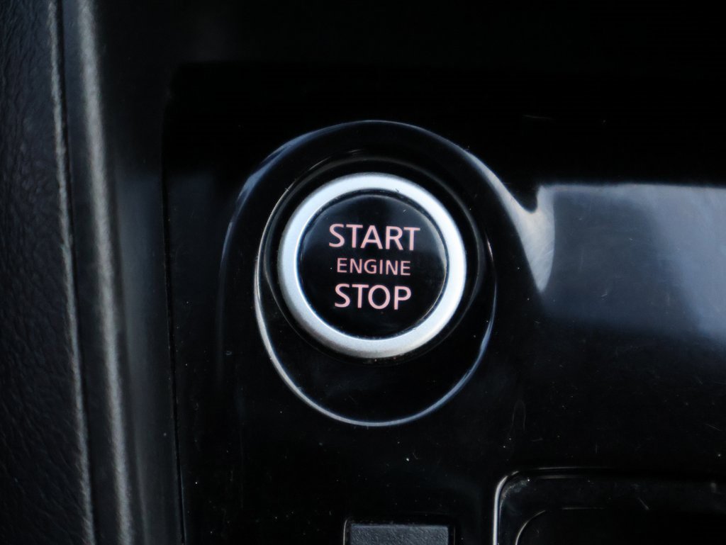 Used 2022 Nissan Kicks S image 30