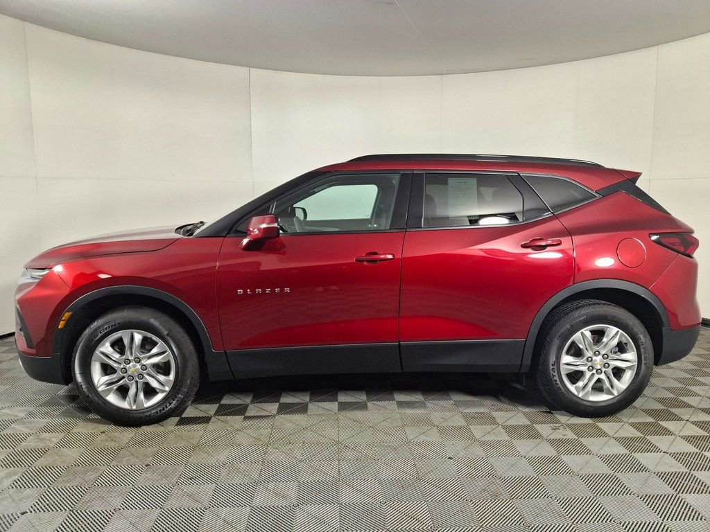 Used 2022 Chevrolet Blazer LT image 2