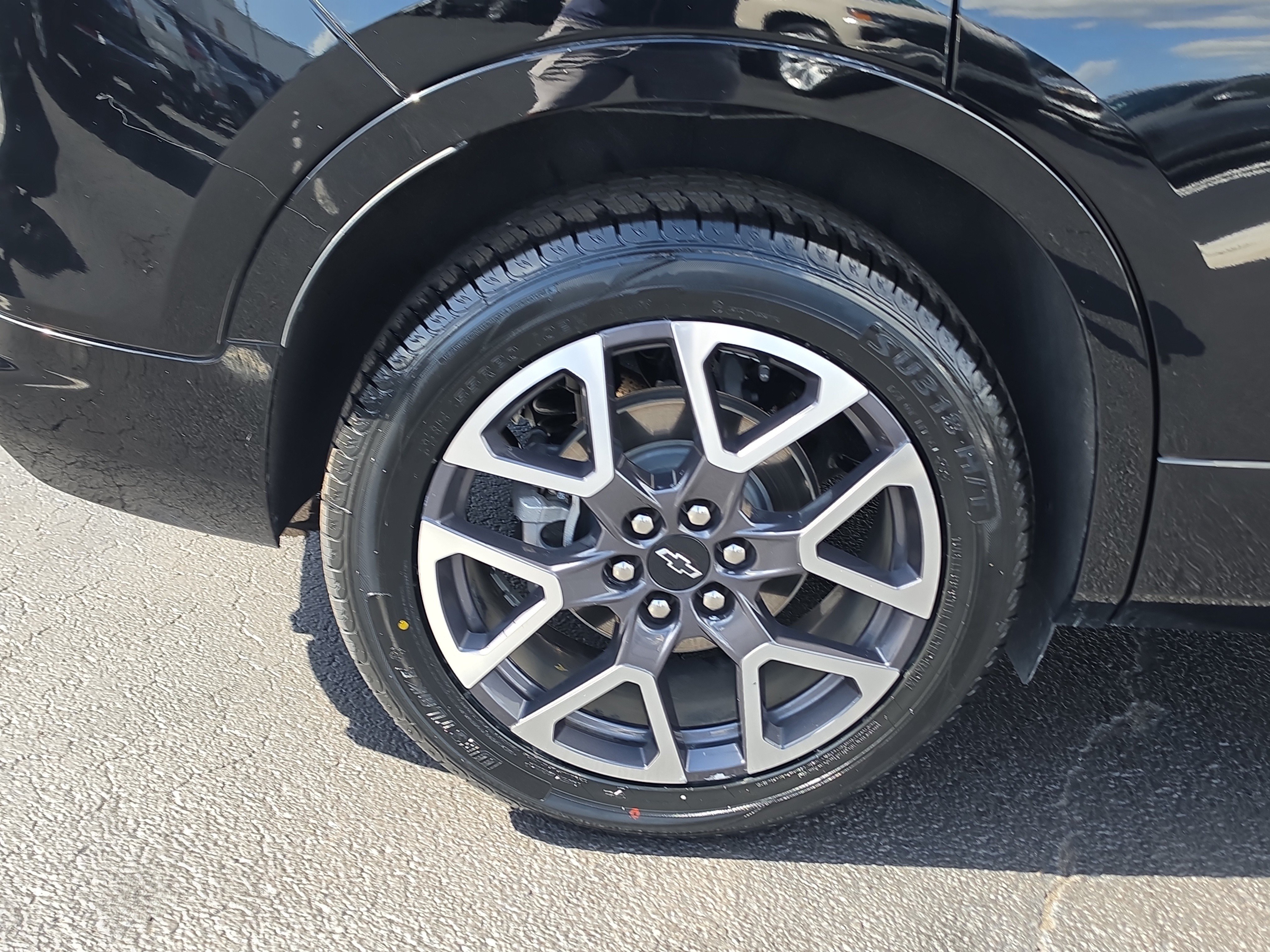 Certified 2024 Chevrolet Blazer RS w/ Driver Confidence II Package FWD image 5