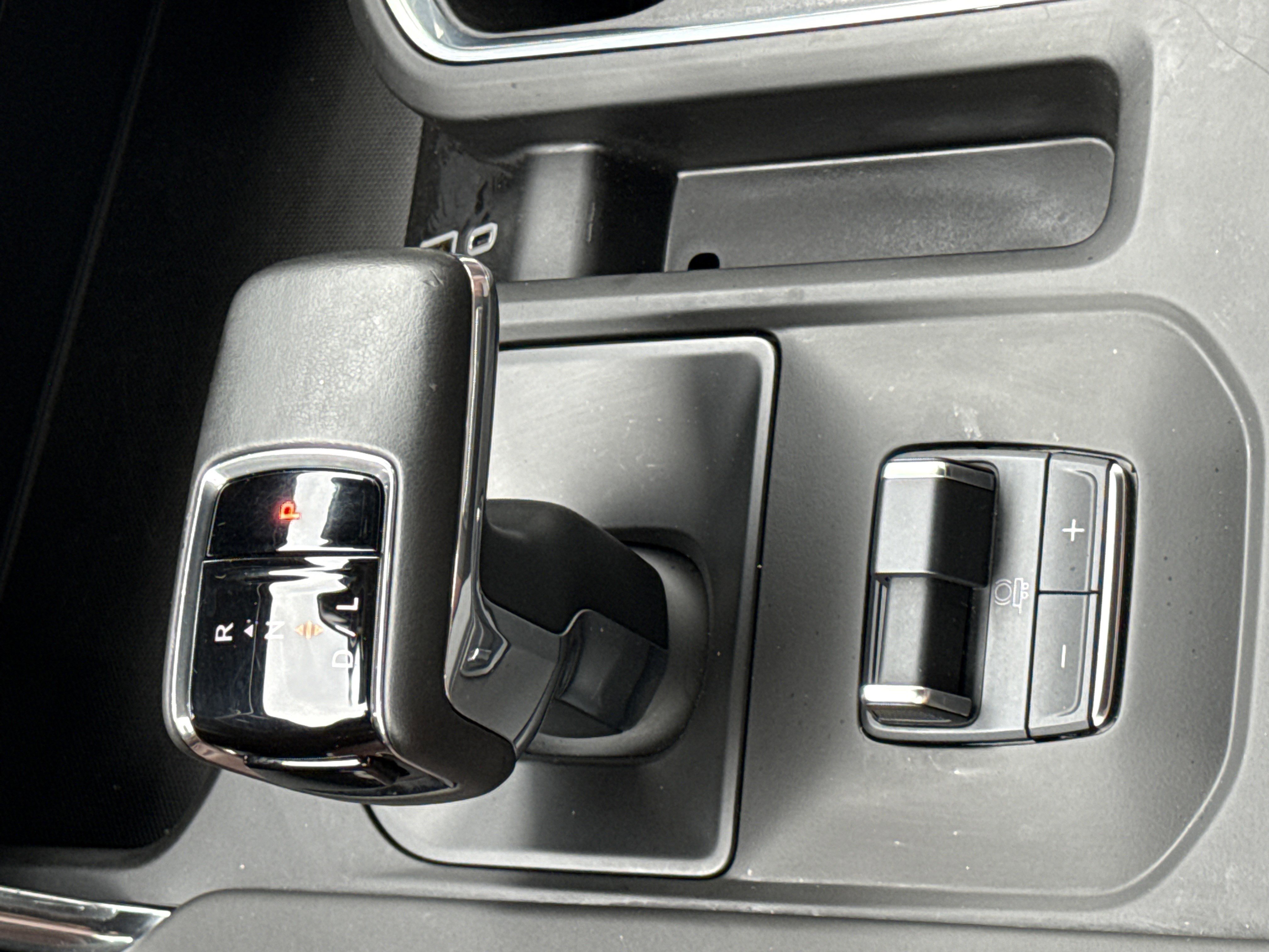 Used 2024 GMC Sierra 1500 Denali Ultimate image 26