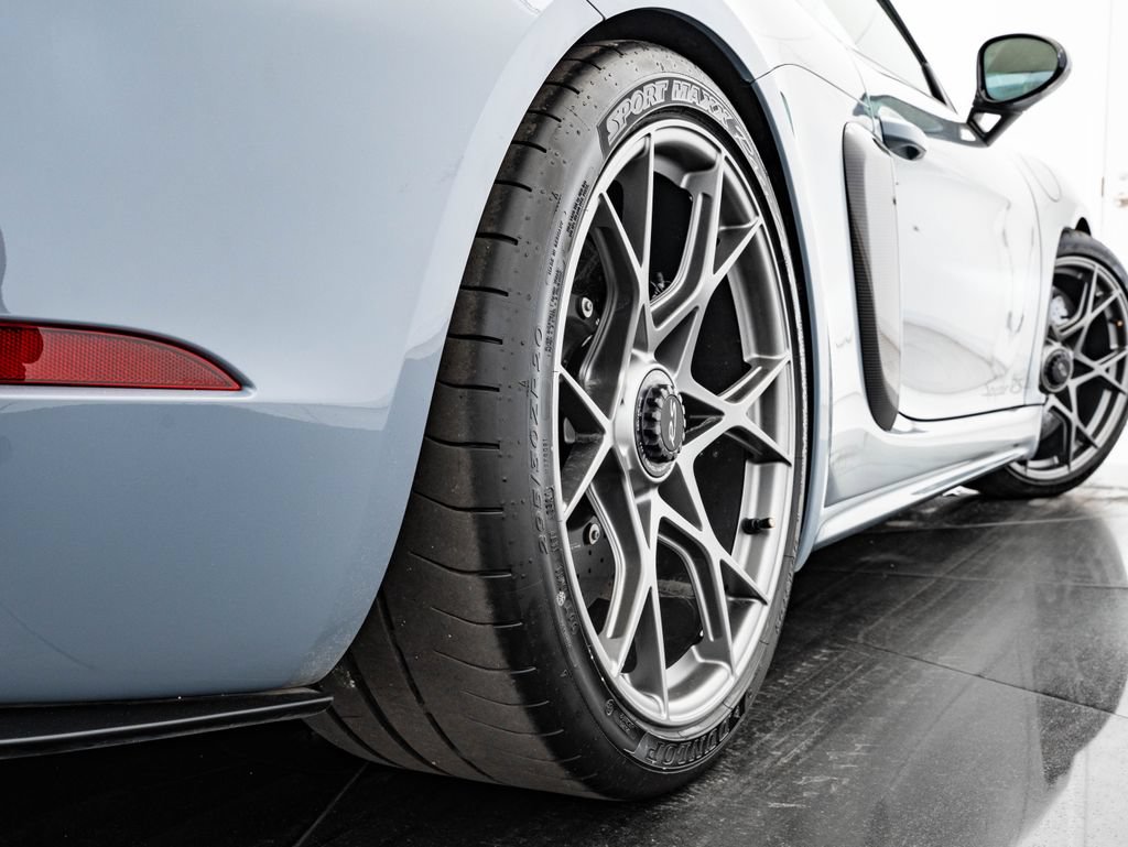 Certified 2024 Porsche 718 Boxster Spyder RS RWD image 47