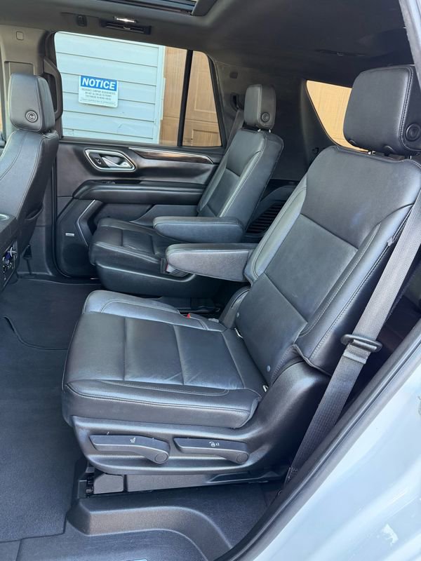 Used 2021 Chevrolet Tahoe LT w/ LT Signature Package image 10