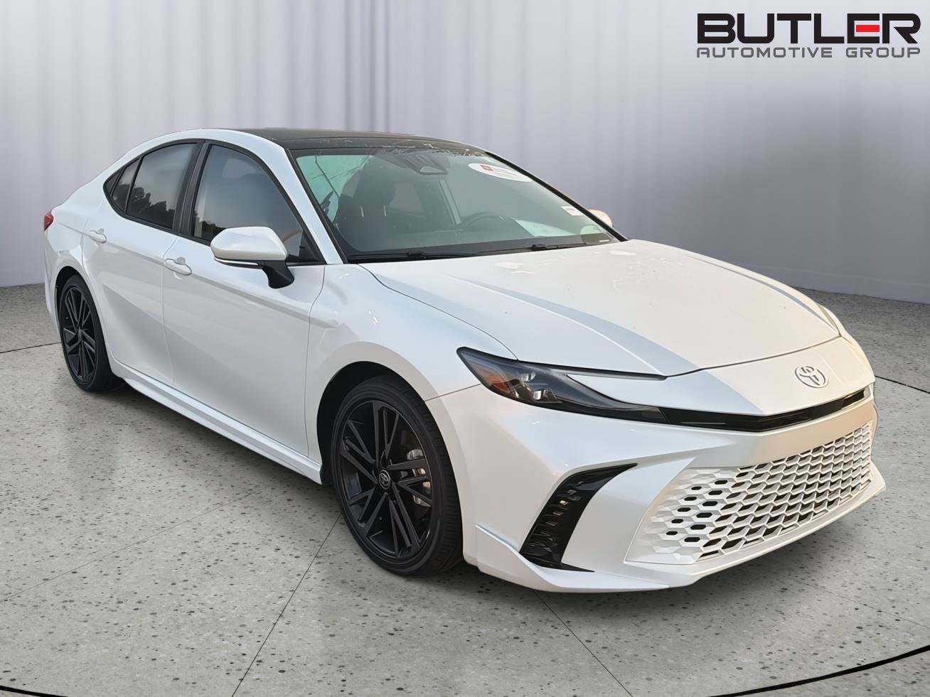 Certified 2025 Toyota Camry XSE FWD image 8