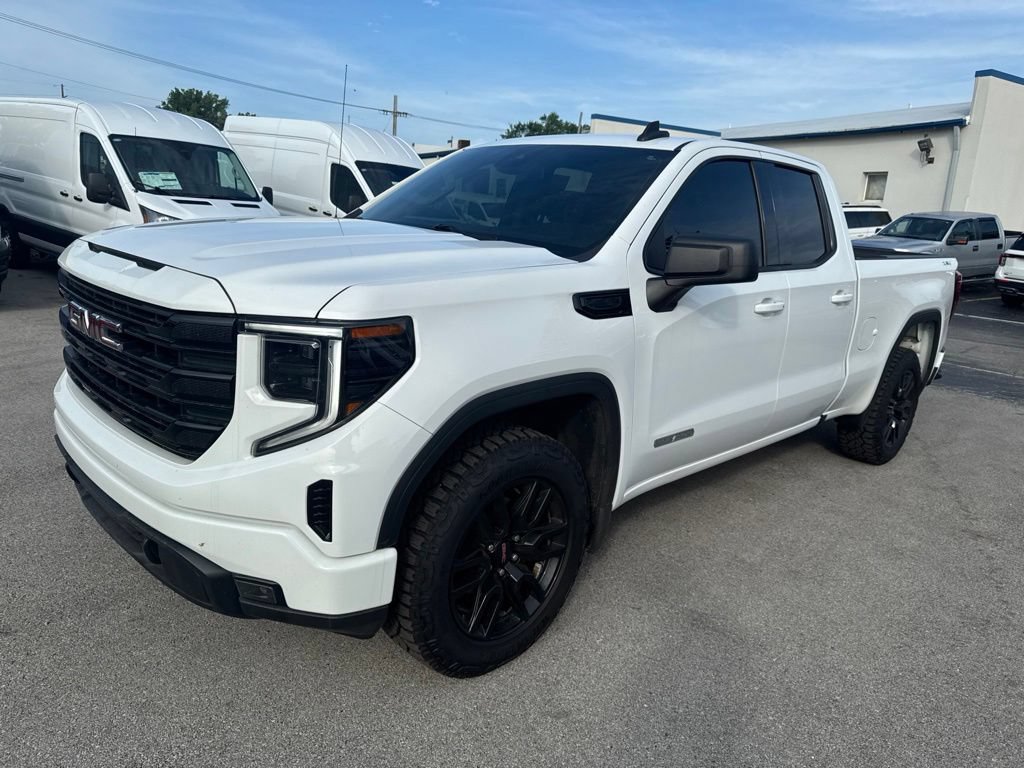 Used 2023 GMC Sierra 1500 Elevation AWD/4WD image 7