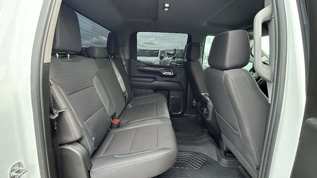 Used 2024 Chevrolet Silverado 1500 LT image 13