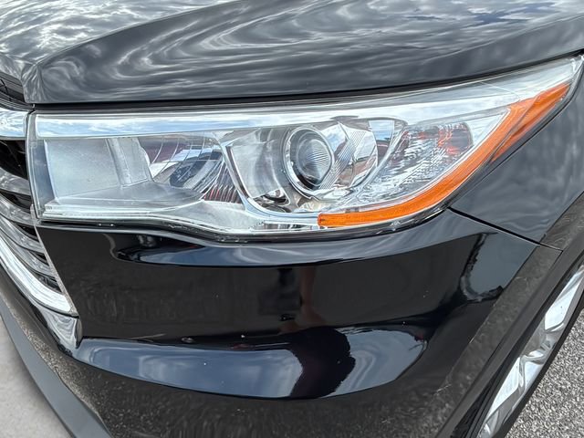 Used 2015 Toyota Highlander Limited Platinum AWD/4WD image 27