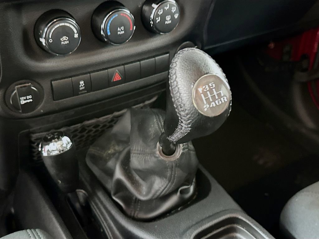 Used 2012 Jeep Wrangler Sport image 21