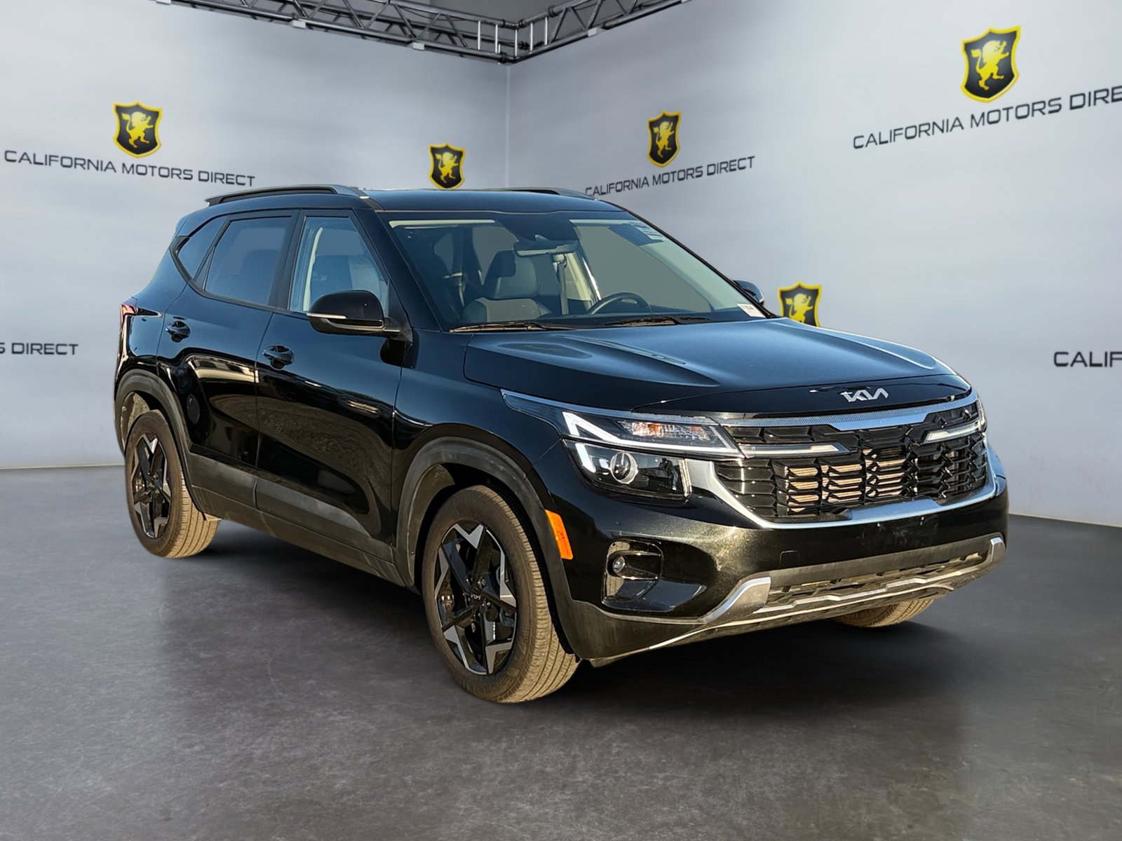 Used 2025 Kia Seltos S image 7