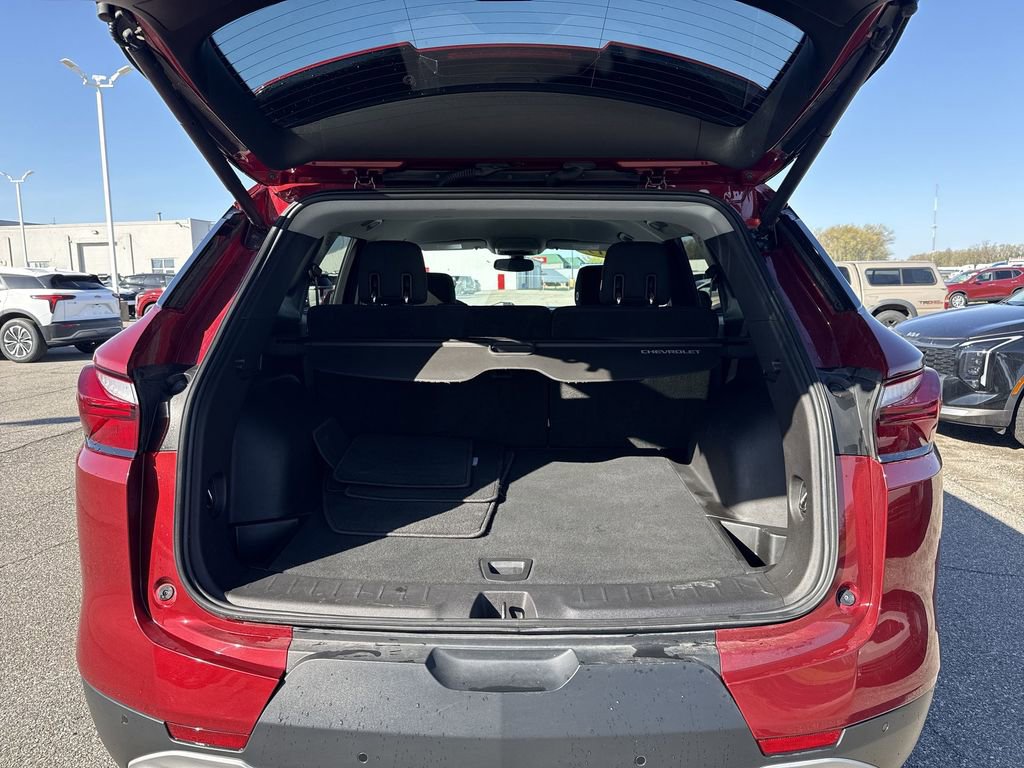 Used 2019 Chevrolet Blazer LT FWD image 20