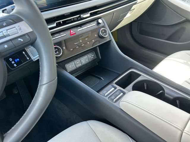 Used 2026 Hyundai Sonata SEL FWD image 15
