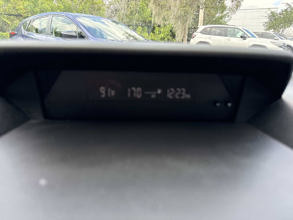 Used 2023 Subaru Impreza 2.0i Premium AWD/4WD image 25
