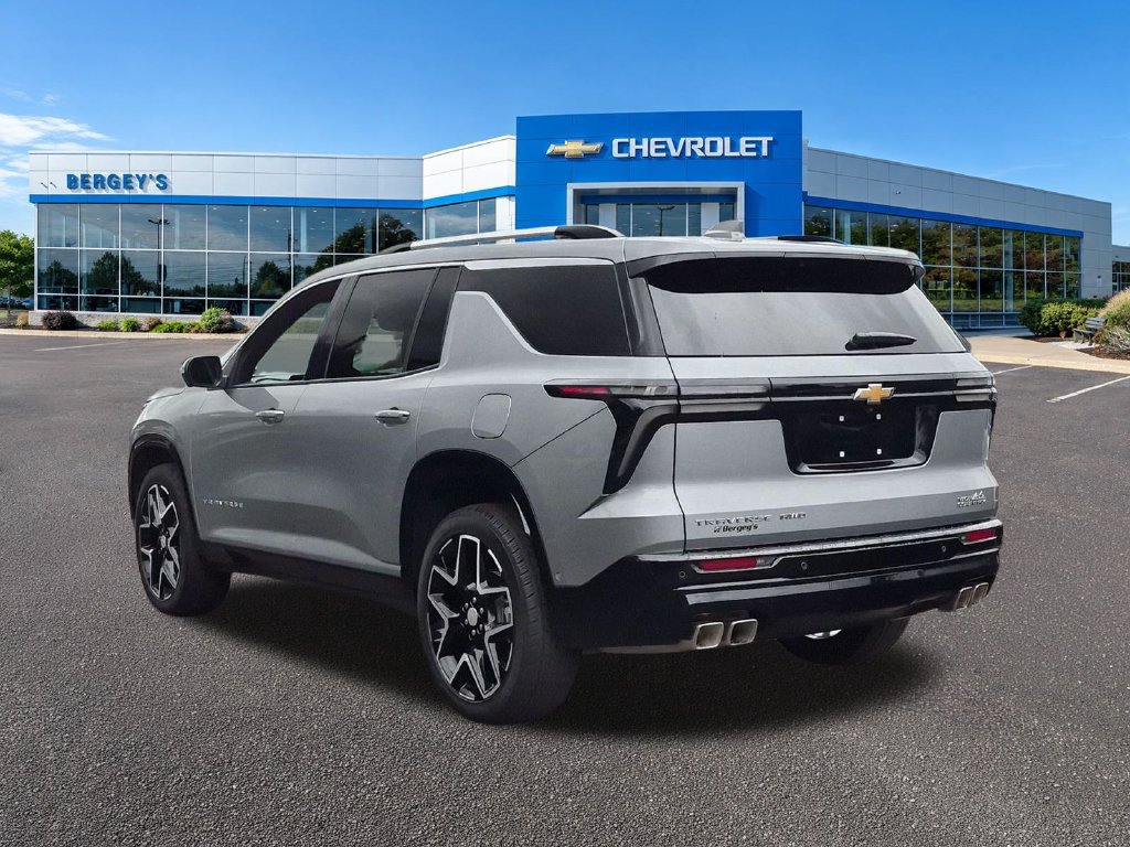 Certified 2026 Chevrolet Traverse High Country w/ LPO, Floor Liner Package AWD/4WD image 9