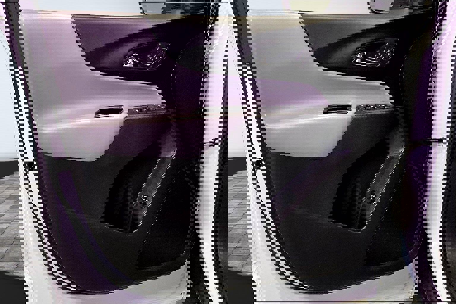 Used 2024 Chevrolet Equinox LT image 19