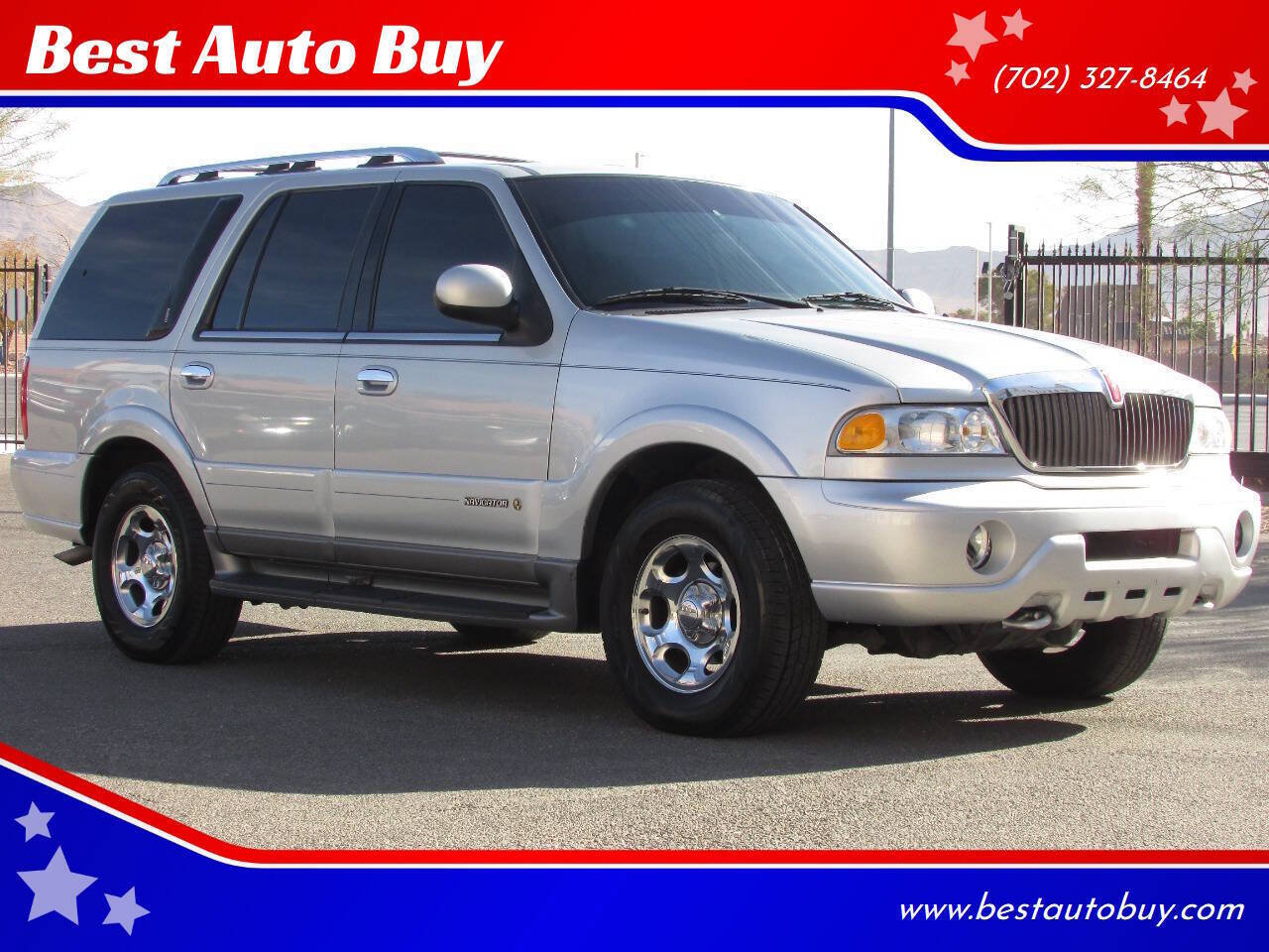 Used 2000 Lincoln Navigator 4WD image 1