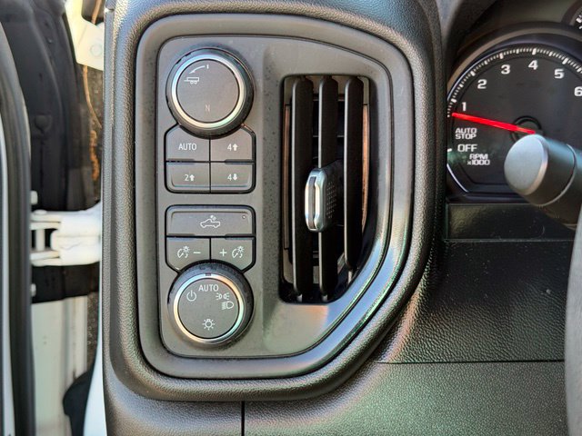 Used 2021 Chevrolet Silverado 1500 Custom Trail Boss w/ LPO, Dark Essentials Package AWD/4WD image 31