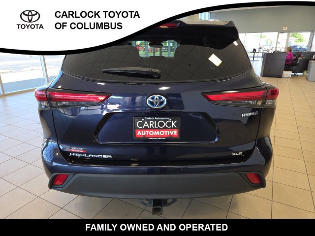 Used 2022 Toyota Highlander XLE AWD/4WD image 10