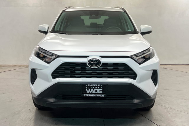 Used 2025 Toyota RAV4 XLE AWD/4WD image 8