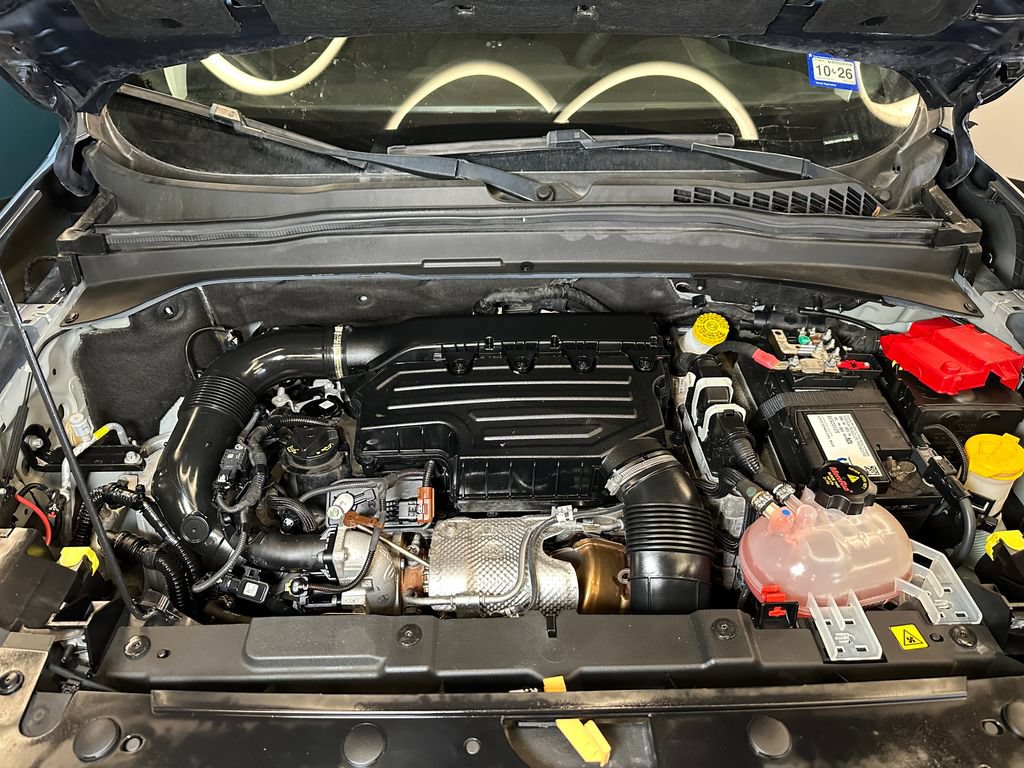 Used 2023 Jeep Renegade Latitude AWD/4WD image 22