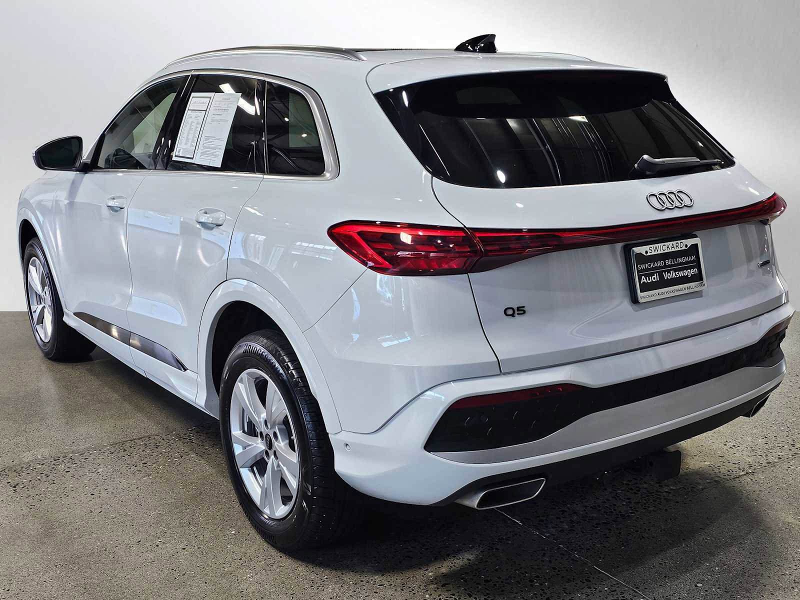 Certified 2025 Audi Q5 Premium image 5